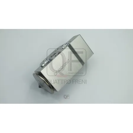 Клапан кондиционера QUATTRO FRENI QF40Q00067