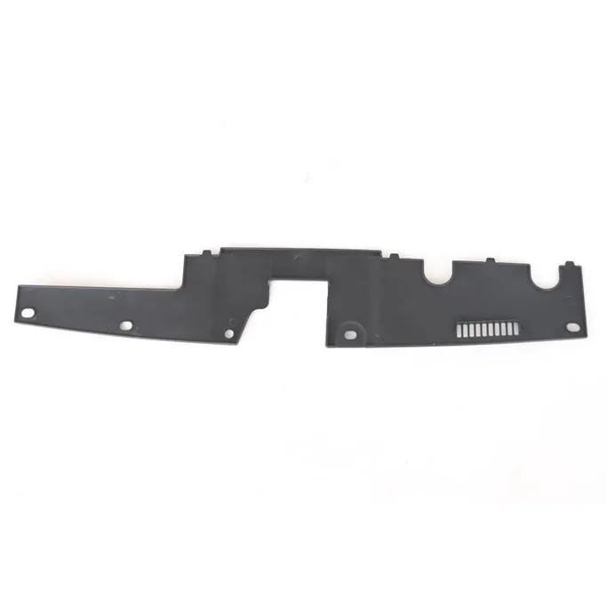 Дефлектор радиатора верхний Mazda M3 2013-2016 DoCar BHN1501A1C-DCR