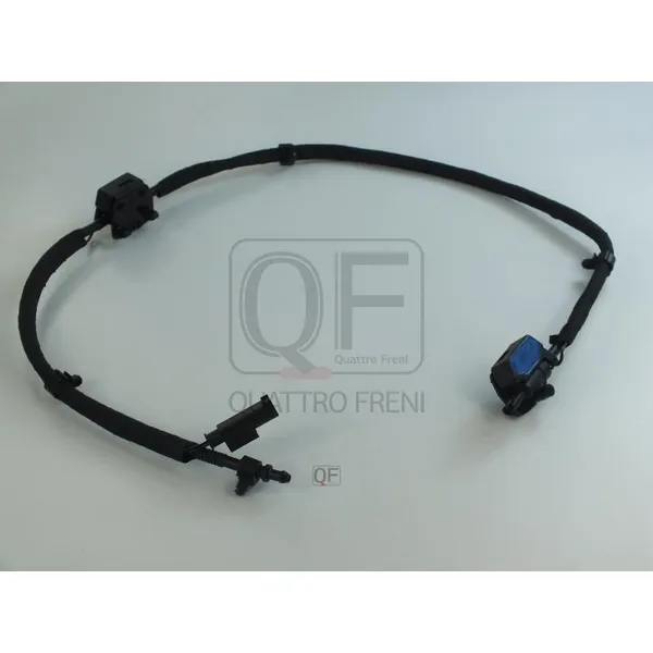 Шланг омывателя ветрового стекла с форсунками QUATTRO FRENI QF10N00510