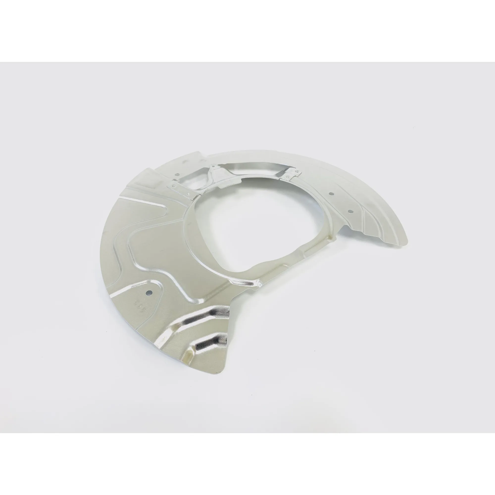 Кожух тормозного диска, левый UkorAuto U0508495