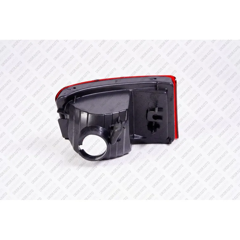 Фонарь противотуманный UkorAuto UCT60815111