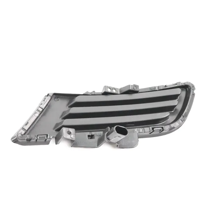 Накладка фары противотуманной Прав. sport Mazda M3 Sport 2003-2008 4D DoCar BR5H50C11ADCR