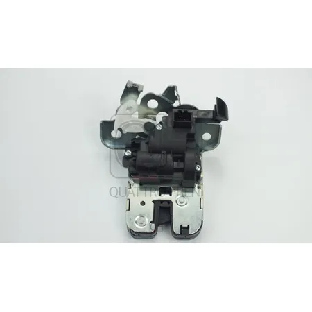 Замок багажника QUATTRO FRENI QF22H00053