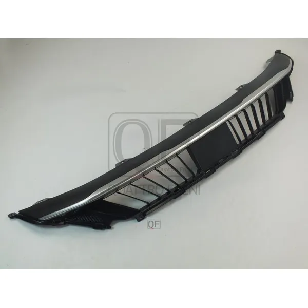 Решетка радиатора QUATTRO FRENI QF13G00042