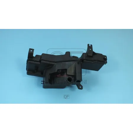 Бачок стеклоомывателя QUATTRO FRENI QF20N00029