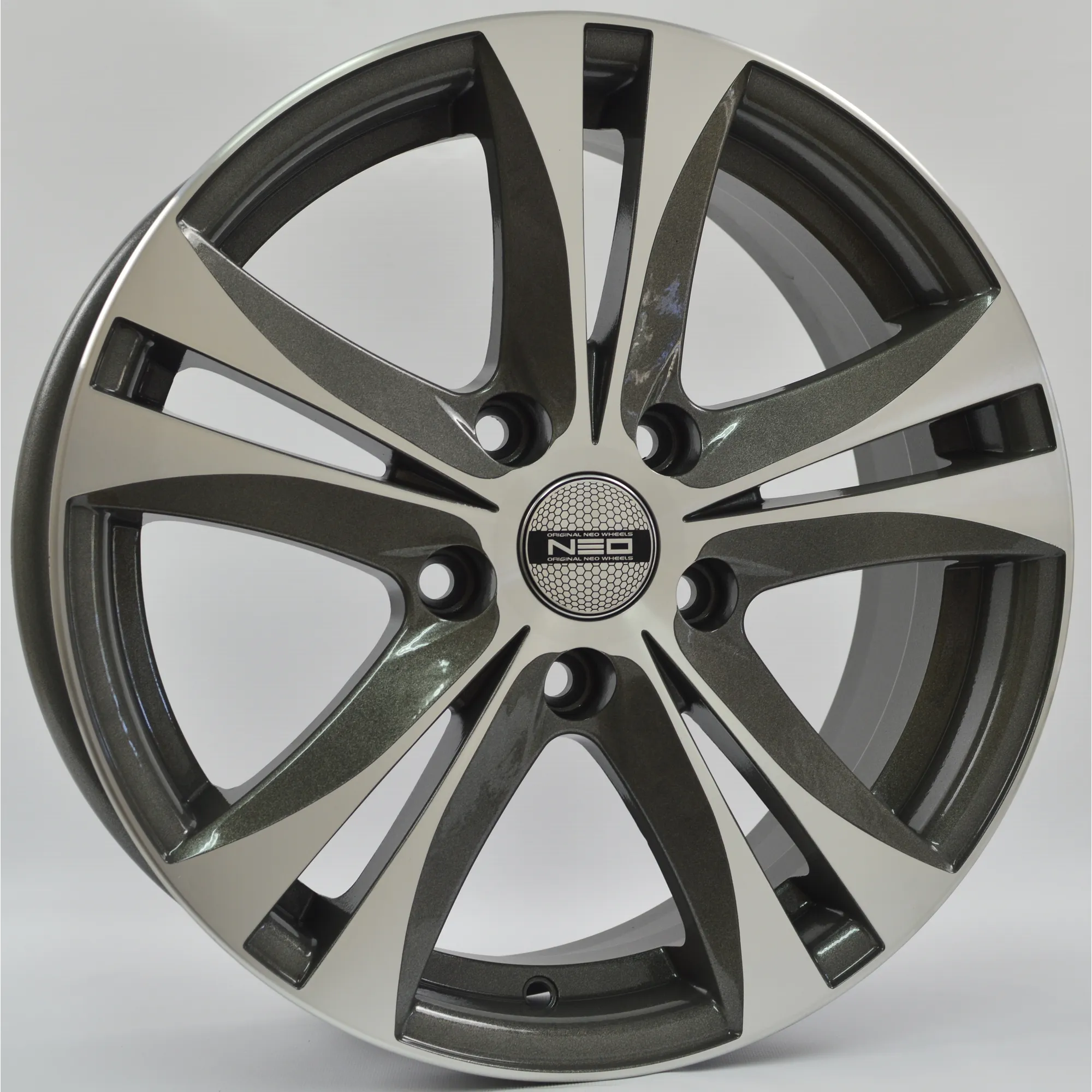 Диск литой R16 6.5J 5x114.3/67.1 ET40 NEO 644 GRD N64465166715x114340GRD