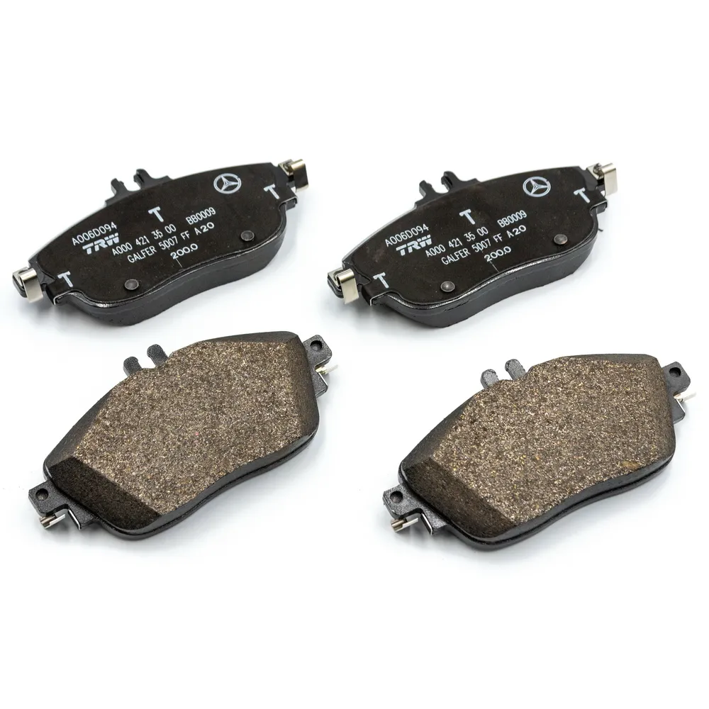 Колодки тормозные передние MERCEDES-BENZ A000 420 30 02