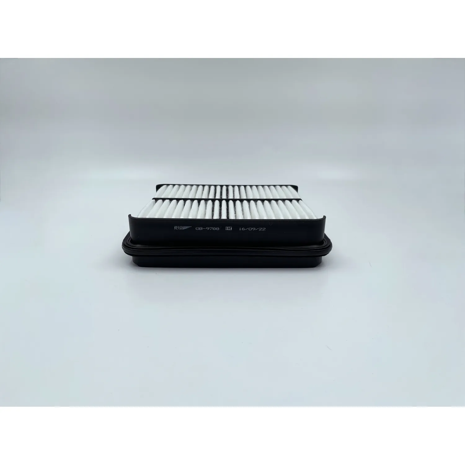 Фильтр воздушный CHEVROLET Tracker II; MAZDA Proceed Levante II; SUZUKI BIG FILTER GB-9788