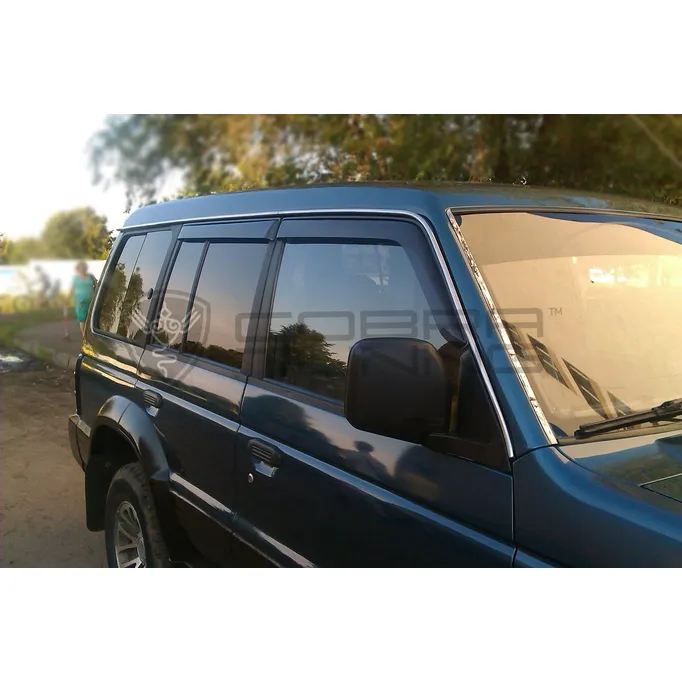 Дефлектора на окна Mitsubishi Pajero II 5d 1991-2000 деф.окон Cobra Tuning M41191