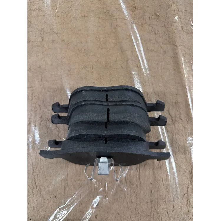 Колодки передние, Уценка Focus II, C-MAX, Mazda 3, Mazda 5 BOLK BBR103008-N0 Уценка