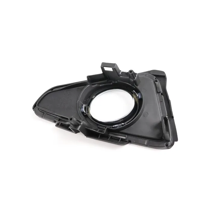 Накладка фары противотуманной Прав. хром Toyota Rav 2017- DoCar 4L0807681BDCR