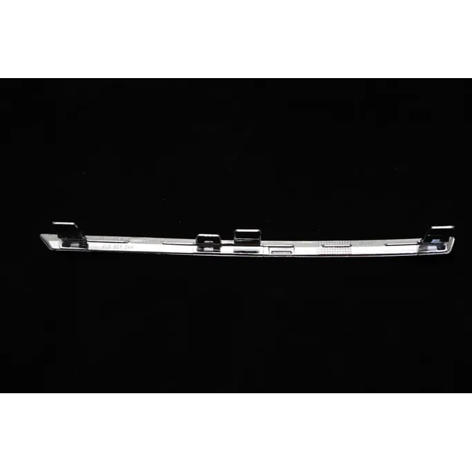 Молдинг бампера переднего Прав. хром Audi Q7 2009-2015 DoCar 4L08072442ZZDCR