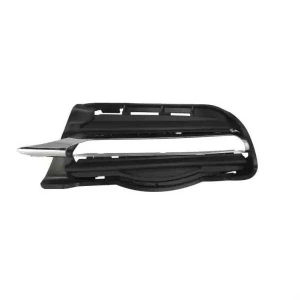 Решетка ДХО бампера переднего лев хром/черн MERCEDES W204 10- GOOD GO MB04242L