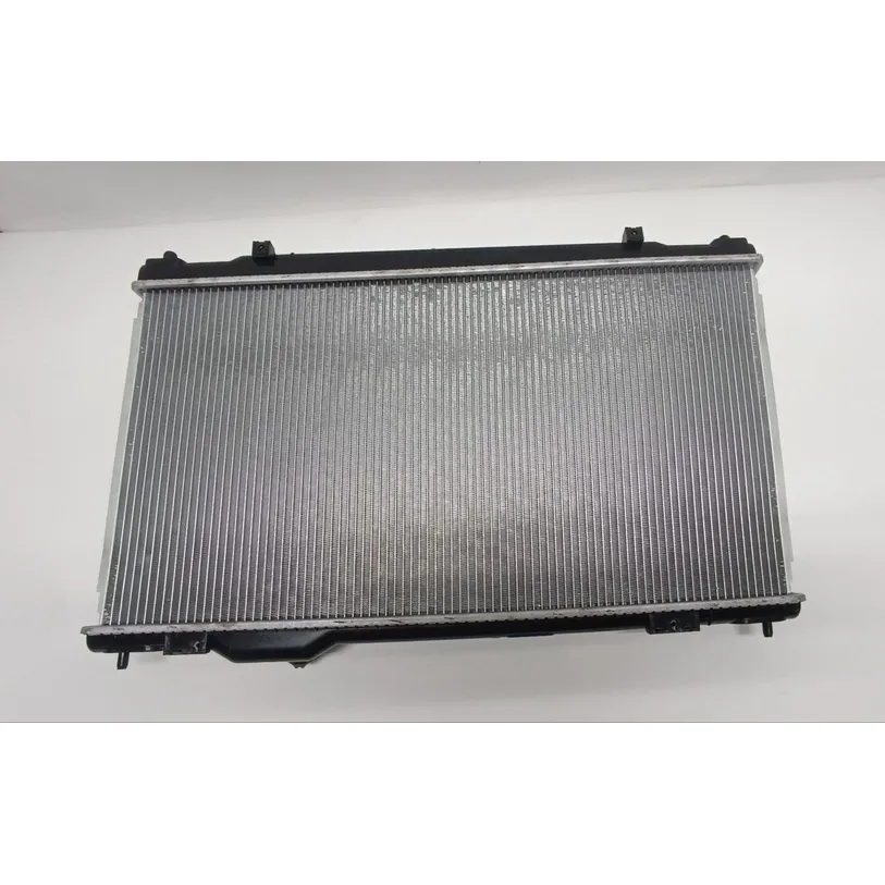 Радиатор системы охлаждения, Уценка LEXUS IS C (GSE2_) 250 (GSE20) SAKURA 32718503-N0 Уценка