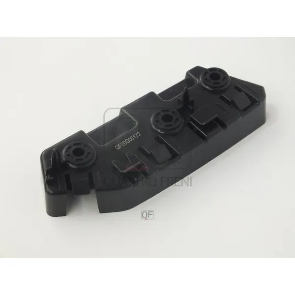 Кронштейн переднего бампера RH QUATTRO FRENI QF00G00172