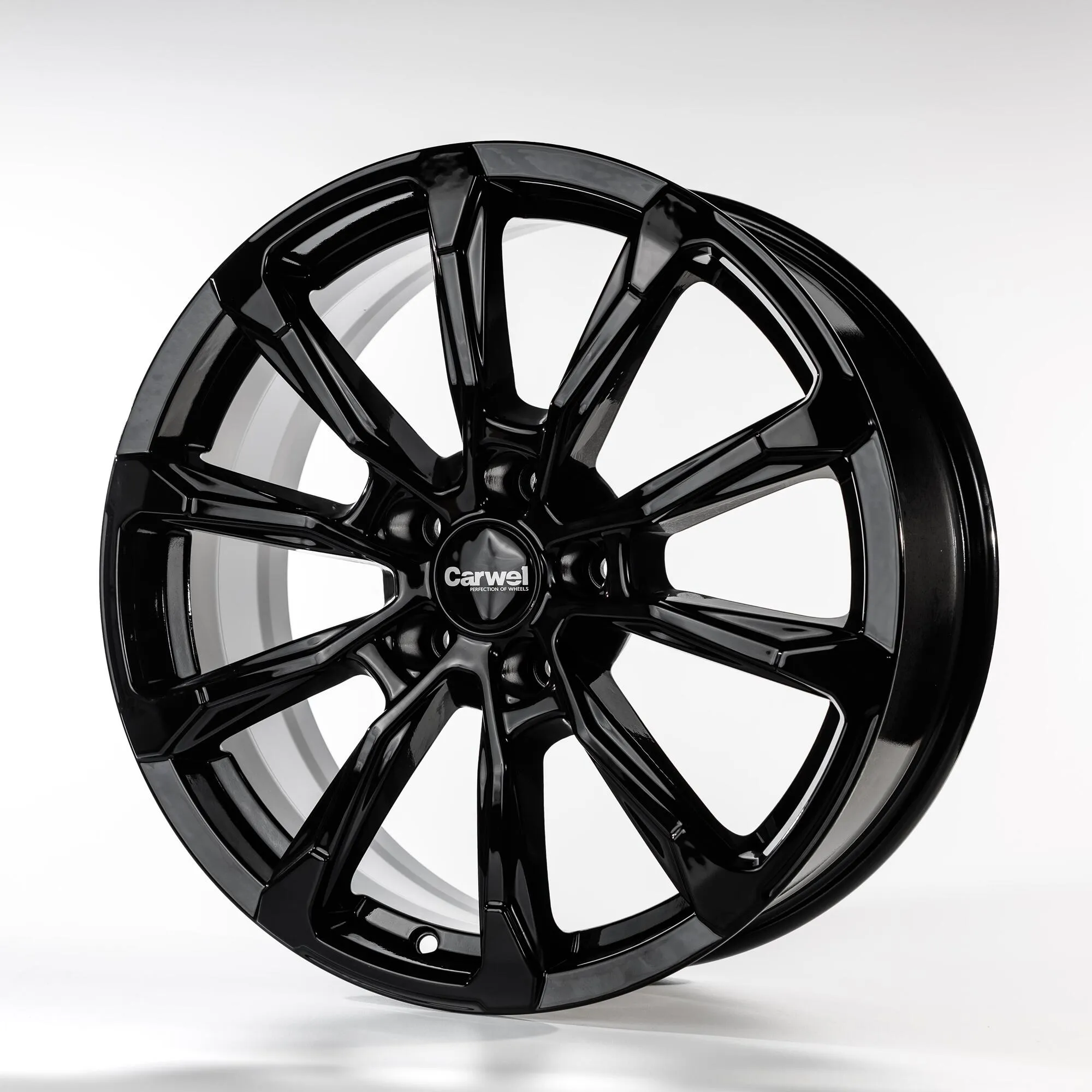 Диск литой R18 7.5J 5x112/66.6 ET28 Carwel Ишим 1808 BL 00116685