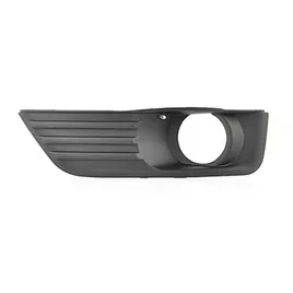 Заглушка бампера L BSG BSG 30-921-002