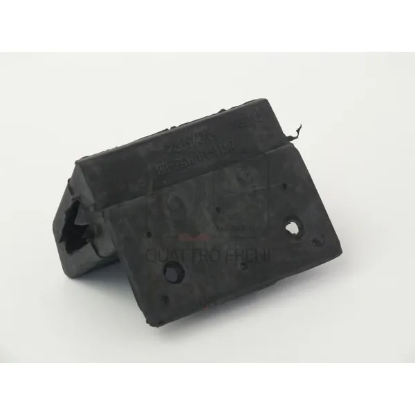 Отбойник крышки багажника QUATTRO FRENI QF33G00277