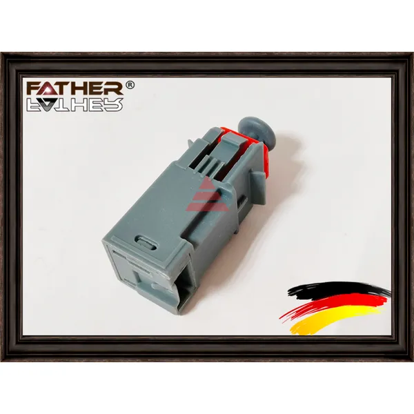 Концевой выключатель стоп-сигнала FATHER F0096S01