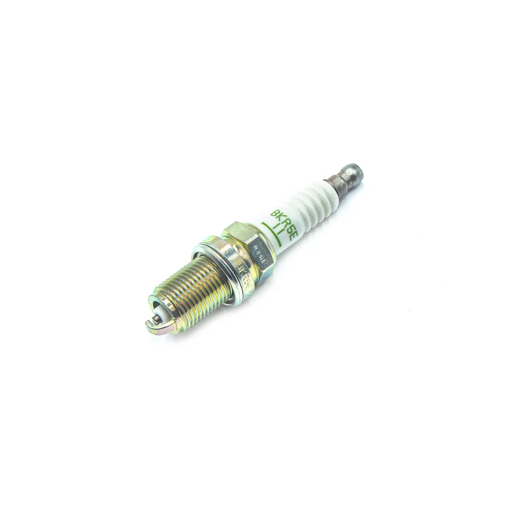 Свеча зажигания MITSUBISHI Lancer 9/Galant/Pinin mot.1,8/2,0L 16V MITSUBISHI MS851357