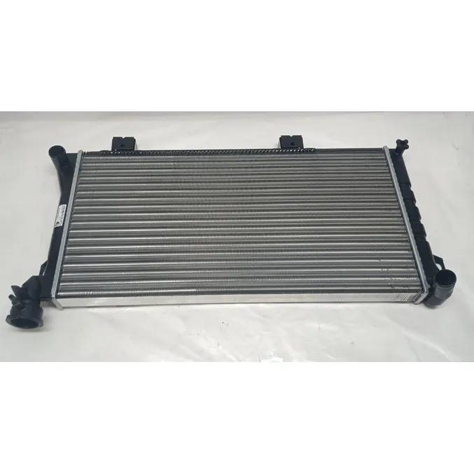 Радиатор ВАЗ 21213 алюминиевый LUZAR, Уценка LUZAR LRc 01213-N0 Уценка