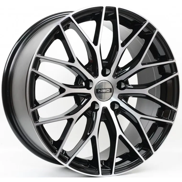 Диск литой R18 8J 5x114.3/67.1 ET40 NEO 840 BD N8408186715x114340BD