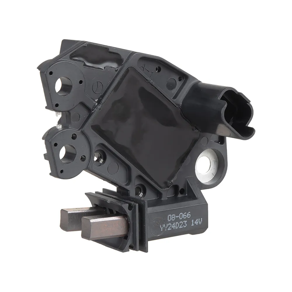 Реле-регулятор генератора FIAT Albea (02-) 1.4i (овальная крышка) GANZ GIP13039R