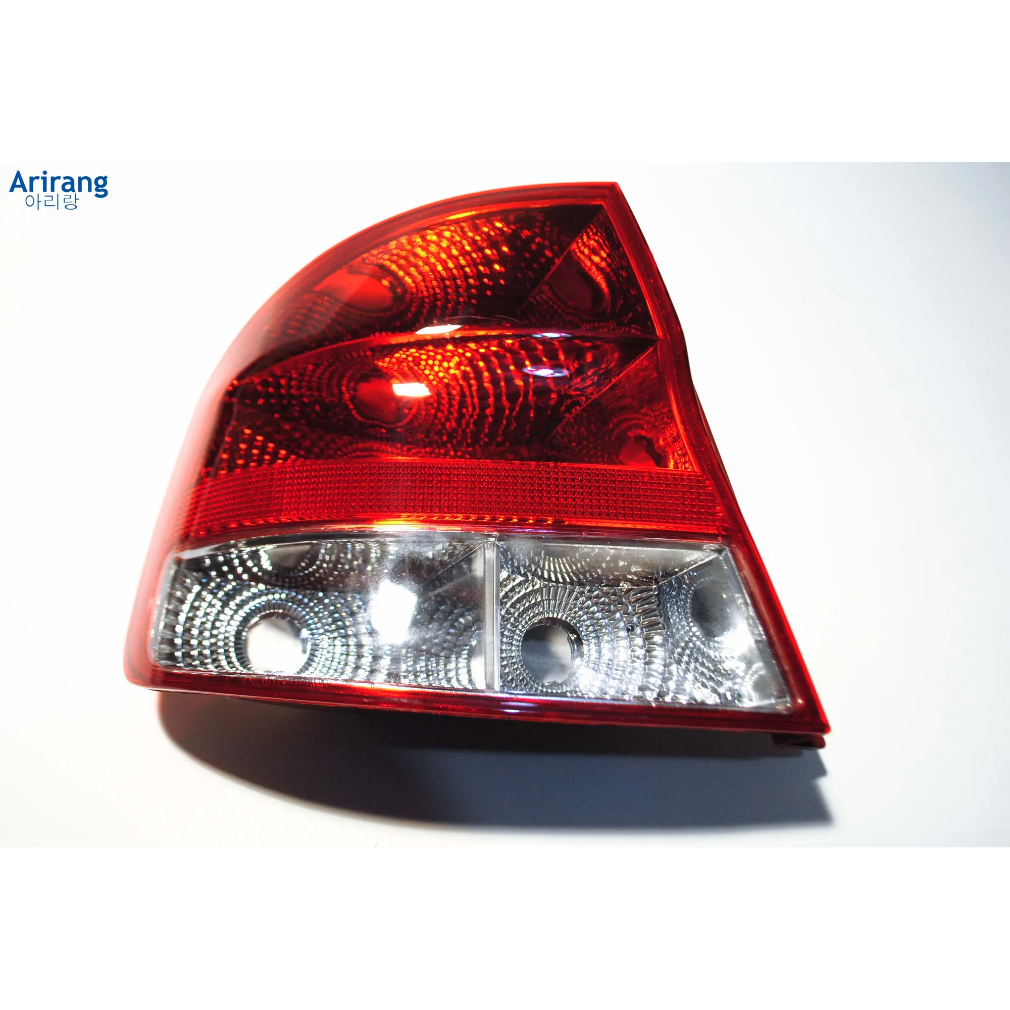 Фонарь задний левый ARIRANG ARG23-2004L TAXI