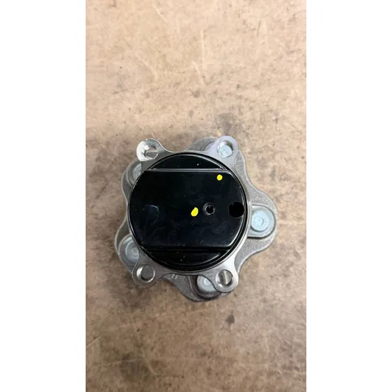 Ступица задняя в сборе /2WD, Уценка NISSAN Qashqai 1.6/2.0L/1.5DCI 06-> /2WD NTN-SNR R168.75-N1 Уценка
