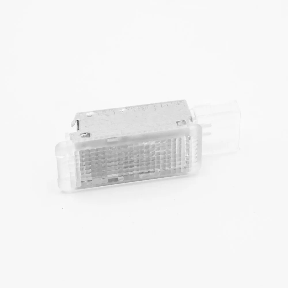 Фонарь салона VW Polo VAG 6L0947415