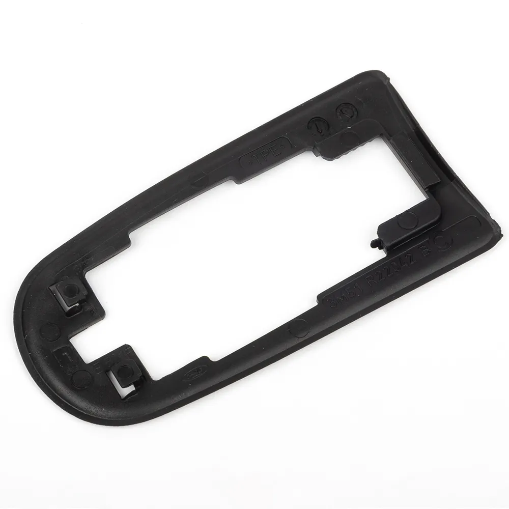 Уплотнитель наружной ручки двери задний FORD C-Max,Focus-II,Kuga 04- 1 309 643