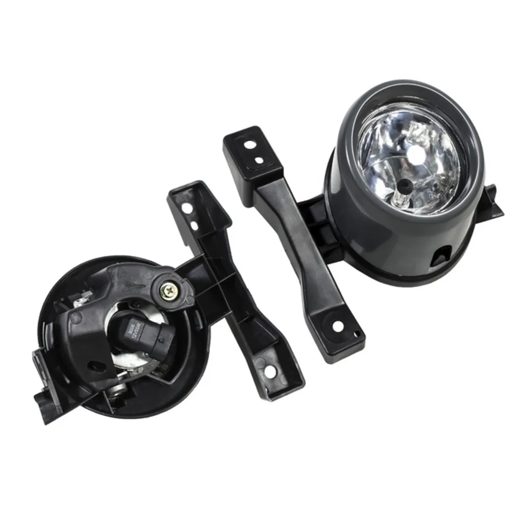 Фара противотуманная (ПТФ) левая с кронштейном HIACE 2004-2010 L32090400301L