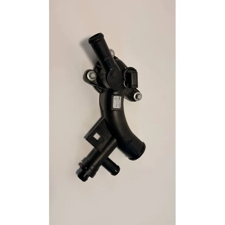 Патрубок системы охлаждения, Уценка GM/OPEL mot.1.4L GENERAL MOTORS 25193922-N1 Уценка
