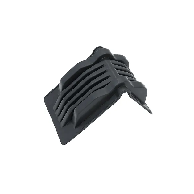 Уголок ремня стяжного защитный 145x131x179mm чёрный EXOVO 01153E