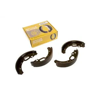 Колодки тормозные барабанные задние Lada Kalina/Priora 1.4/1.6i 04> ZENTPARTS Z06810