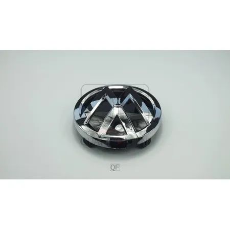 Эмблема решетки радиатора QUATTRO FRENI QF12G00005