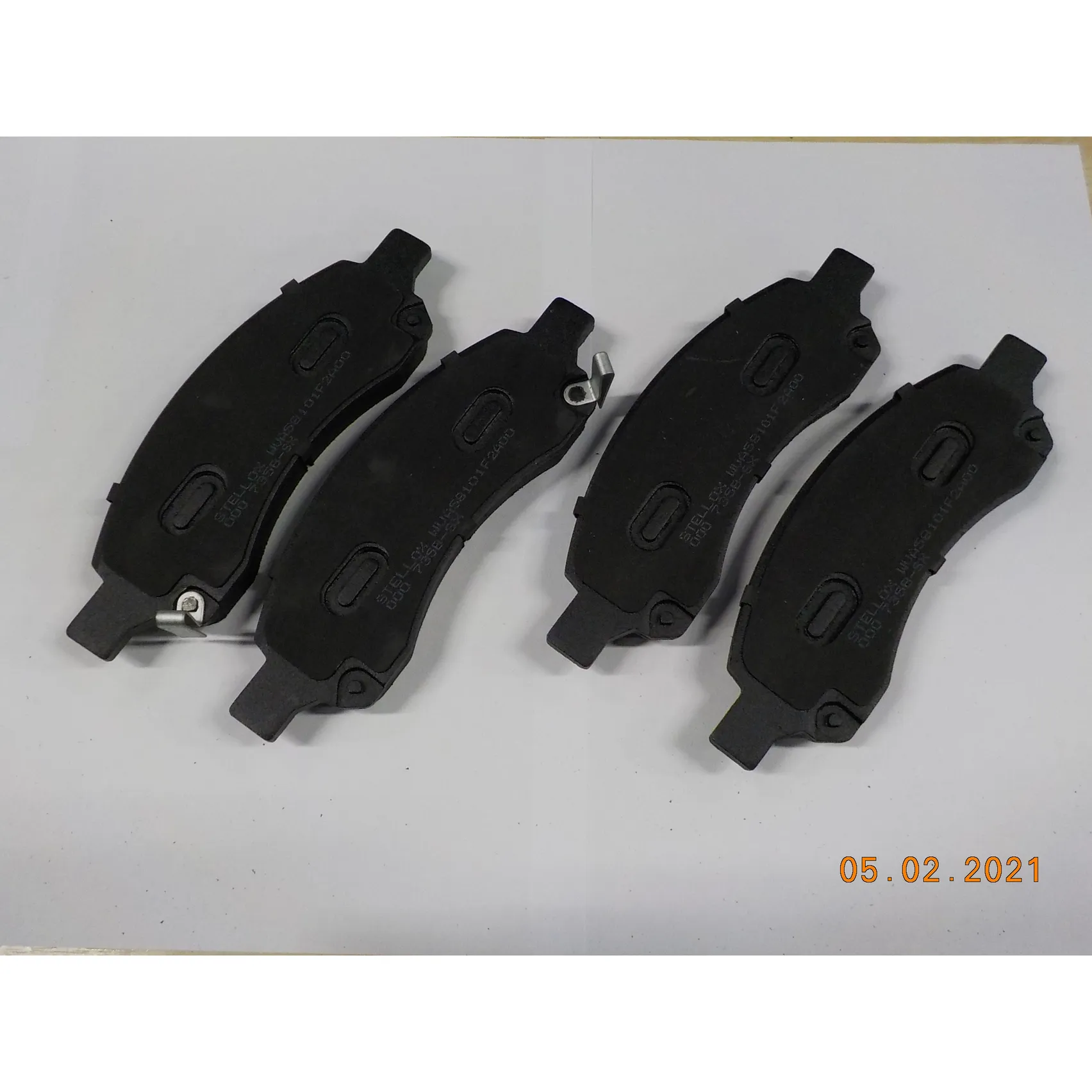 Колодки дисковые перед. с антискрип. пл. Hyundai Elantra AD/Avante STELLOX 000 735B-SX