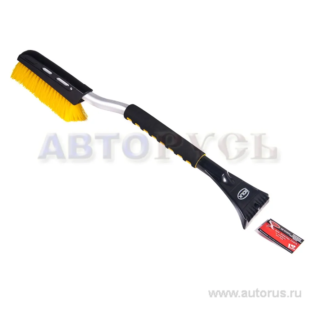 Щетка для очистки снега со скребком и мягкой ручкой 69 см BOLK BK01099