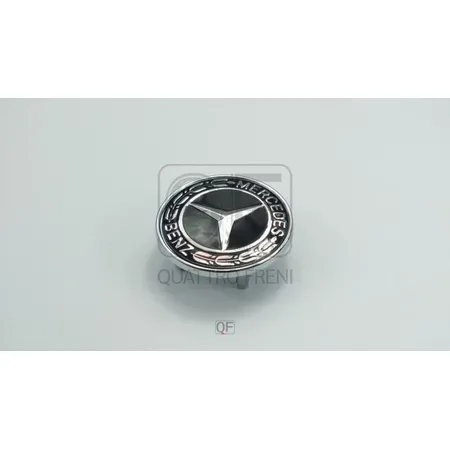 ЭМБЛЕМА КАПОТА QUATTRO FRENI QF12G00014