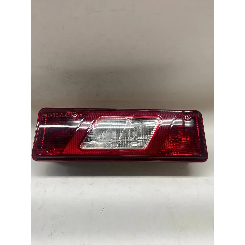 Фонарь задний Ford Transit, Уценка TRANSIT V-363 14- BSG BSG 30-805-042-N4 Уценка