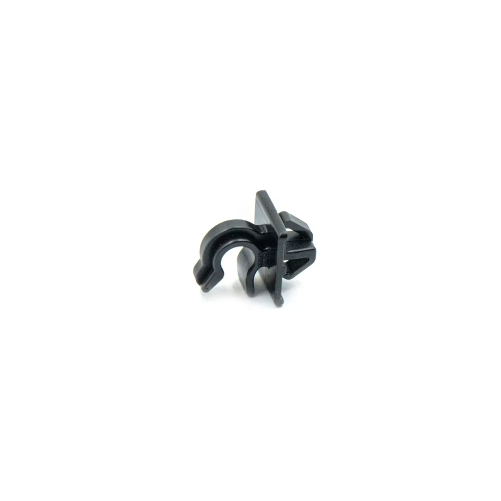 Фиксатор упора капота HYUNDAI Accent/Verna/KIA Rio II 05-10 HYUNDAI/KIA 81174-1G000