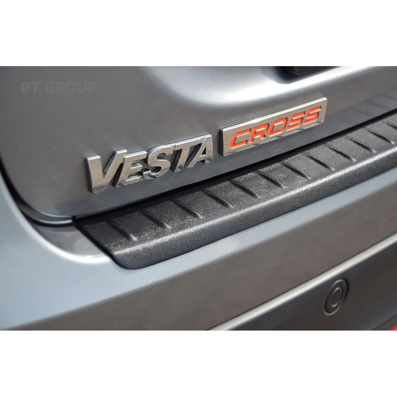 Накладка на задний бампер (ABS) LADA Vesta SW Cross 2017- (01410401)
