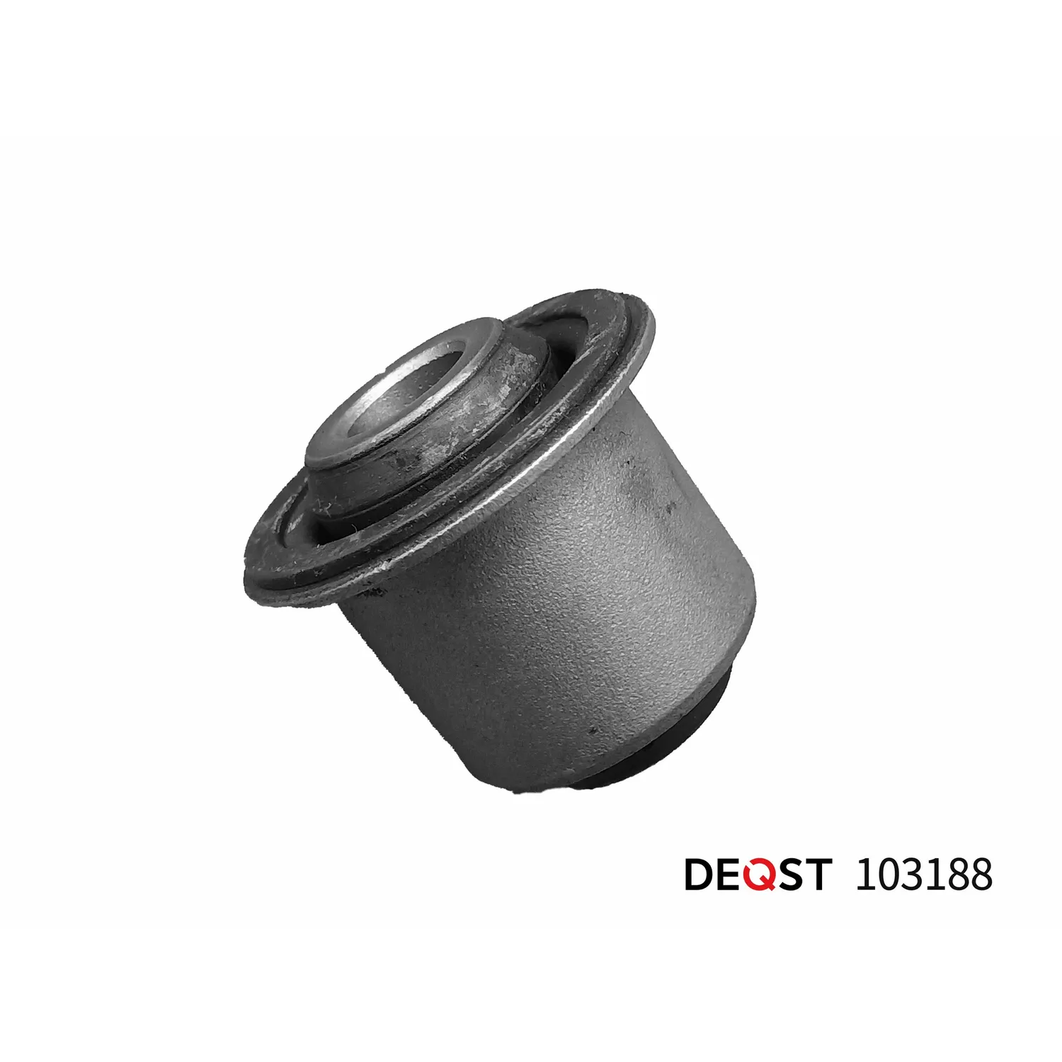 Сайлентблок рычага пер. RENAULT DUSTER 10-. DEQST 103188