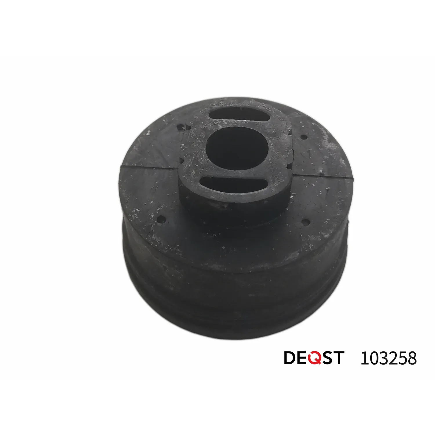Сайлентблок подрамника MITSUBISHI PAJERO II V14W-V55W 91-04 DEQST 103258