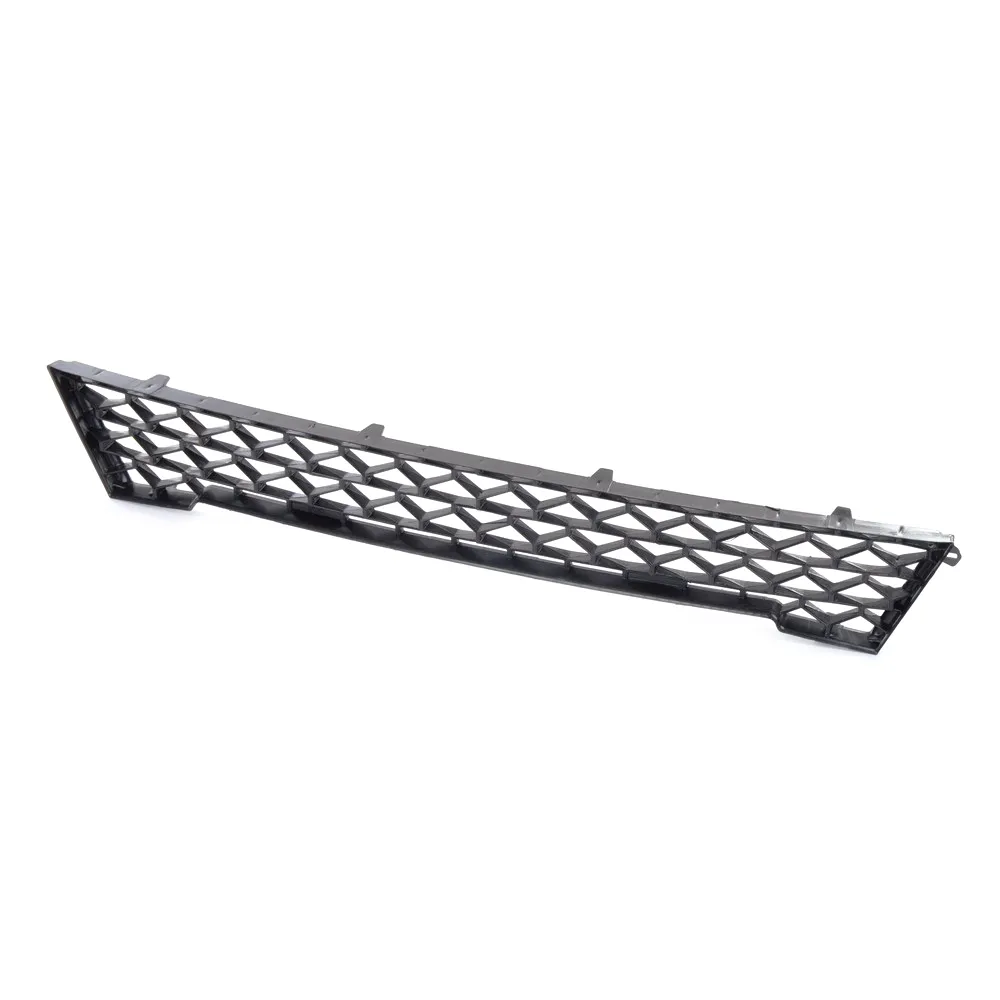 Решетка бампера VESTA LADA 8450032715