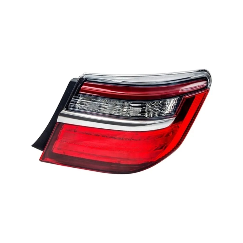 Фонарь задний правый внешний CAMRY 2015- L017010200R