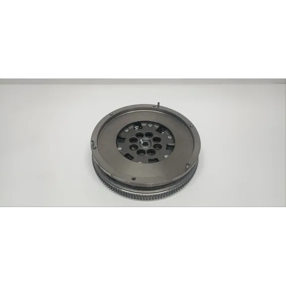 Маховик, Уценка VW Crafter LUK 415 0335 10-N1 Уценка