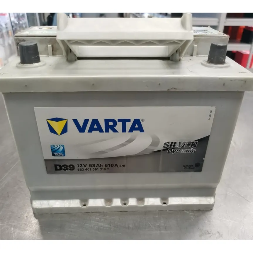 Уценка Аккумулятор VARTA Silver Dynamic 63 А/ч прямой L+ 242x175x190 L2 EN 610 А