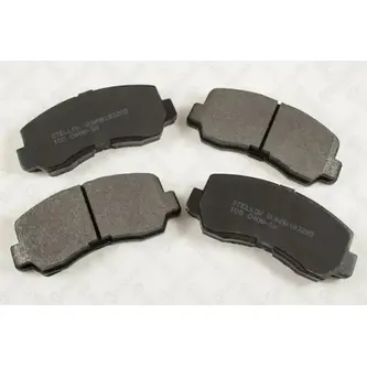 Колодки дисковые передние с антискрип. пластинами Mitsubishi Galan STELLOX 105 040B-SX