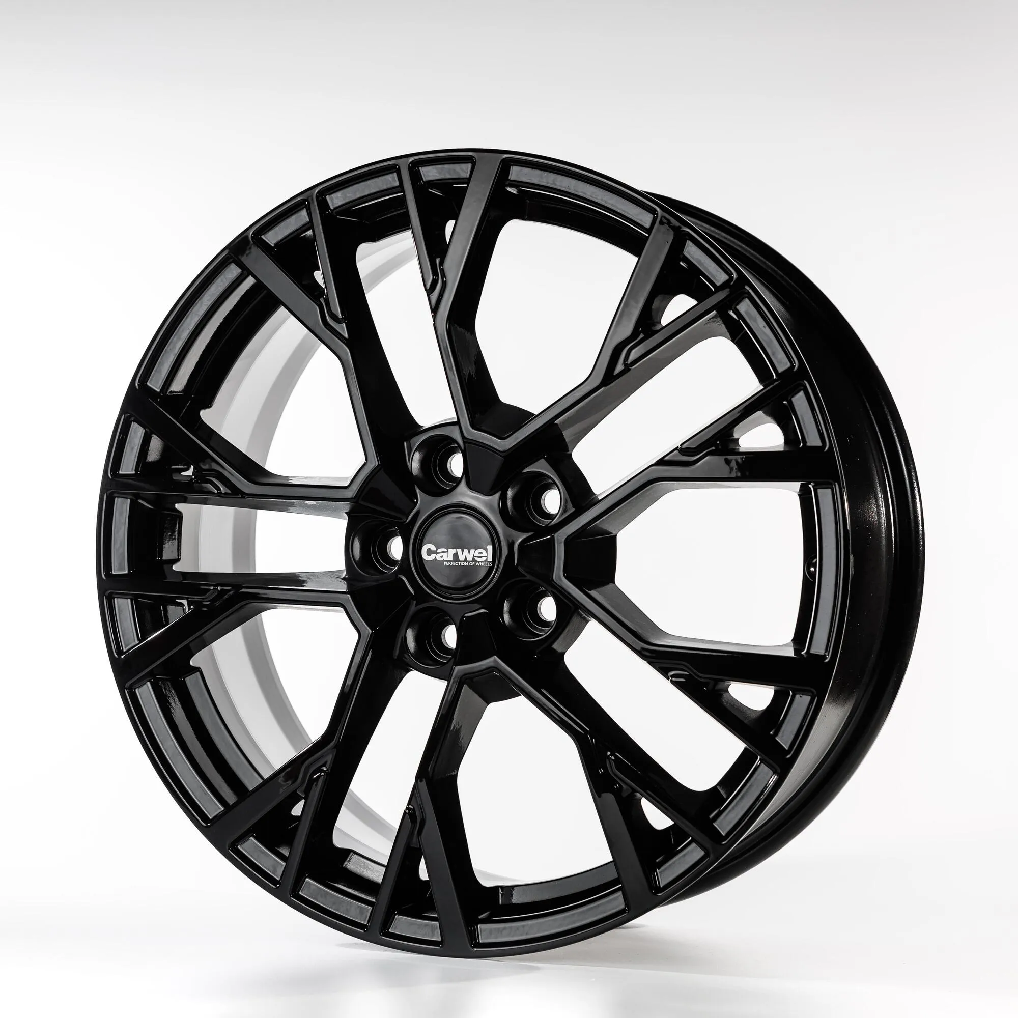 Диск литой R18 7J 5x114.3/67.1 ET42 Carwel Камак 1810 BL 00122655